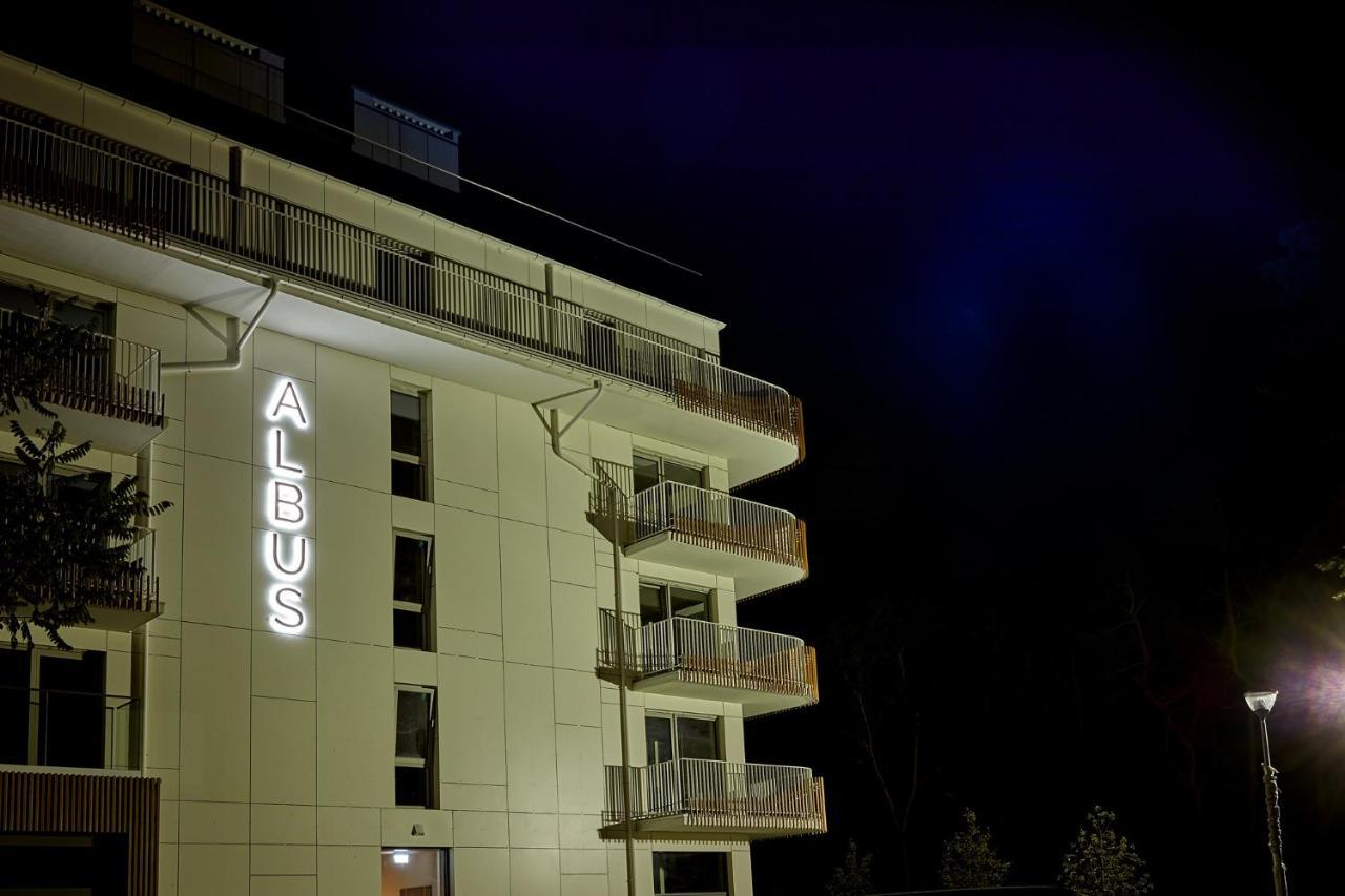 Luxury Del Sol Apartments シフィノウイシチェ エクステリア 写真